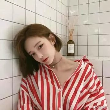 厕所有只鬼
